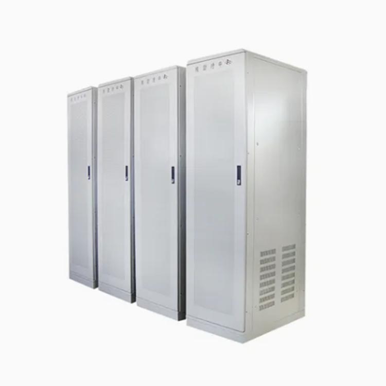 冷間圧延鋼製エンクロージャとステンレス鋼製エンクロージャの違い