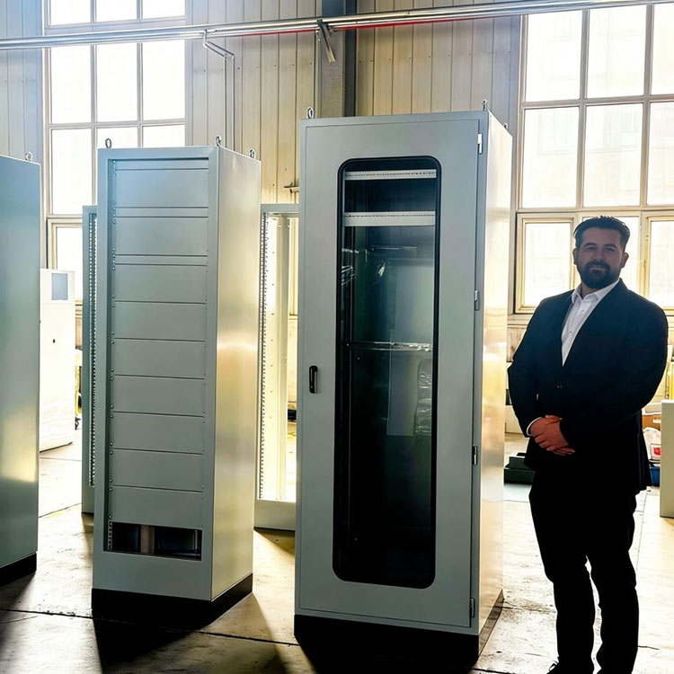 英国のエンジニアリングパートナーとの協力