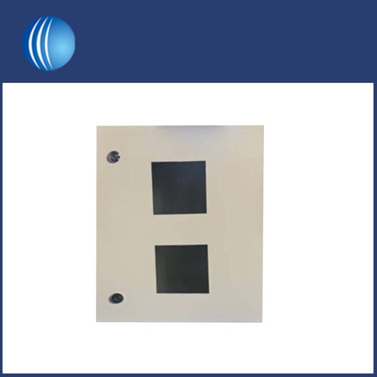 軽量設計の配電ボックス